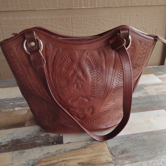 Handbags - Leather Texians purse